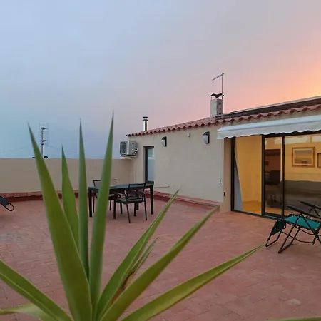 Atico Relax Con Gran Terraza Y Vistas A La Costa Brava Palau Saverdera